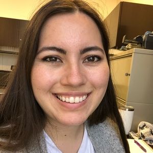 Meet your Posher, Hayley